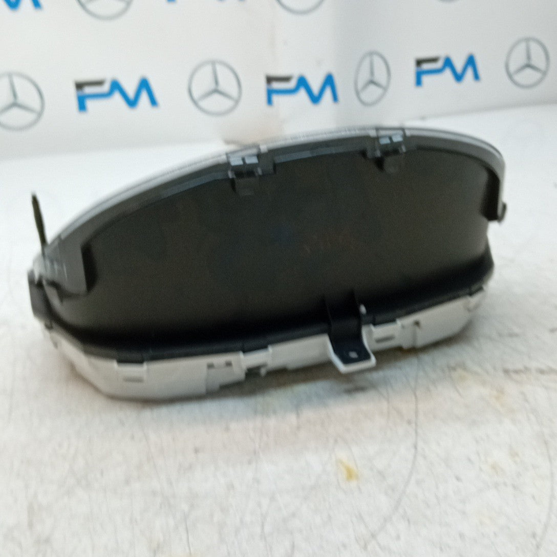 MITSUBISHI OUTLANDER MK3 SPEEDOMETER INSTRUMENT CLUSTER  8100C386 FM001605