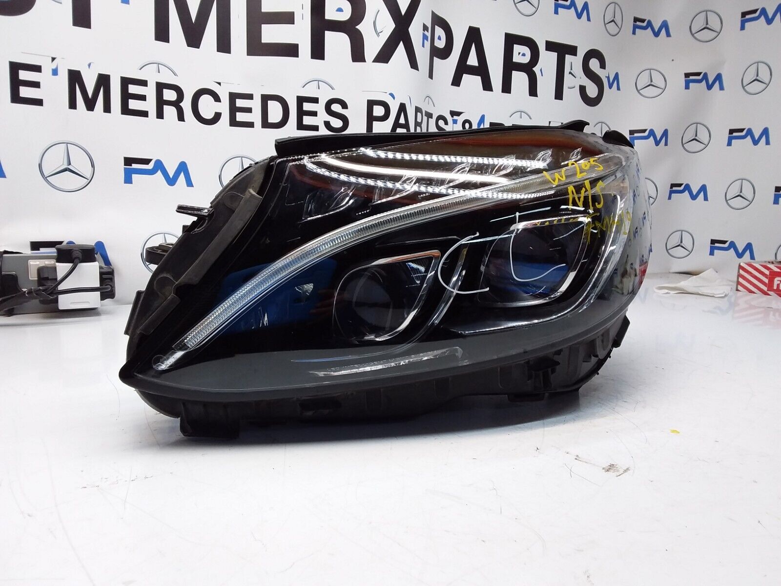 2017 MERCEDES C-CLASS W205 N/S Passenger Side Front Headlight A20539063104 FMH19