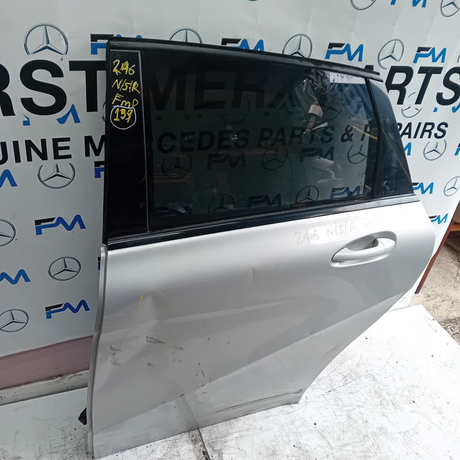 MERCEDES BENZ B-CLASS W246 PASSENGER SIDE REAR DOOR N/S/R SILVER COMPLETE FMD139