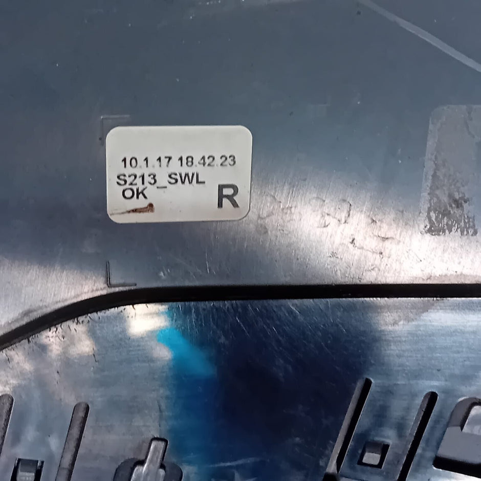 MERCEDES BENZ CLA W118 DRIVER SIDE ( OFF SIDE ) REAR TAIL LIGHT
