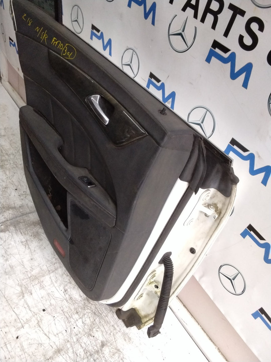 MERCEDES CLS W218  COUPE PASSENGER REAR DOOR NSR WHITE 2011-17 COMPLETE FMD301