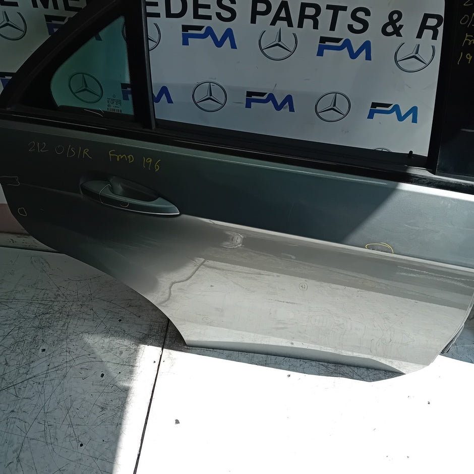 MERCEDES BENZ  E-CLASS W212 DRIVER REAR DOOR OSR GREY 2009-16 COMPLETE FMD196