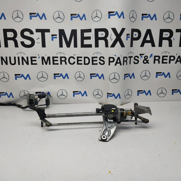 MERCEDES-BENZ A CLASS W177  FRONT WIPER MOTOR WITH LINKAGE A1779064801 FM00235