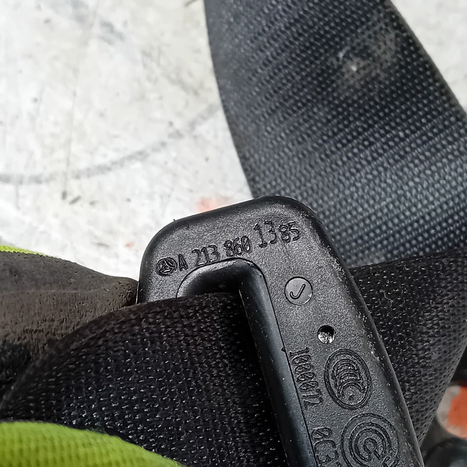 MERCEDES BENZ E CLASS W213 SALOON 2016-2021 REAR CENTRE SEAT BELT A2138601385