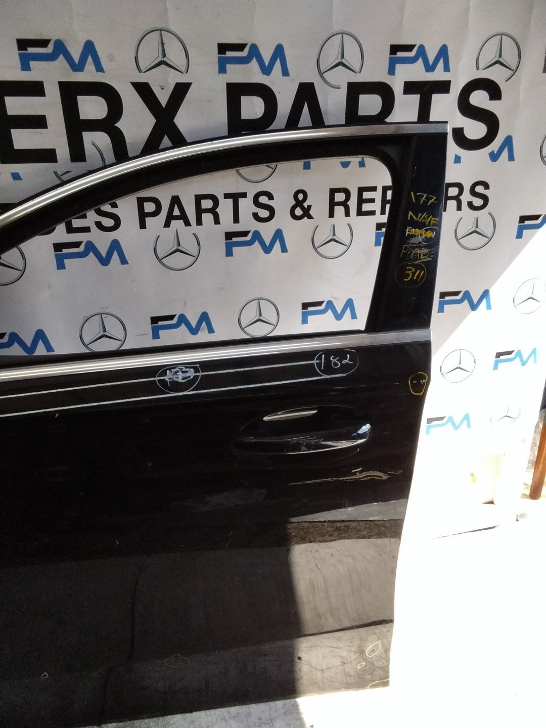 MERCEDES A-CLASS W177  PASSENGER FRONT DOOR NSF BLACK 2018-2023 COMPLETE FMD311