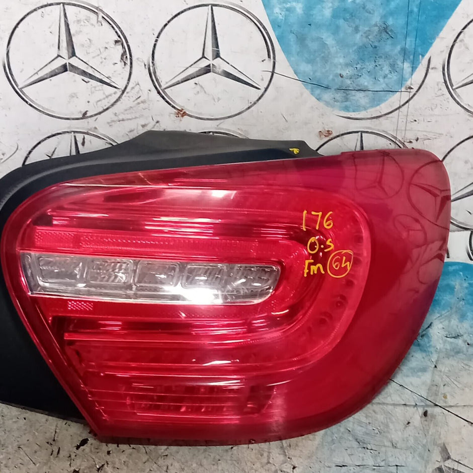 MERCEDES A45 AMG 2012-17 DRIVERS RIGHT REAR TAIL LIGHT LAMP A1769062400