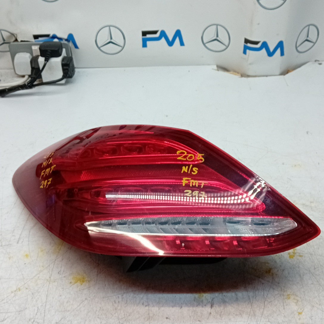 MERCEDES C-CLASS W205 PASSENGER LEFT REAR TAIL LIGHT A2059061357 2017 FMT297