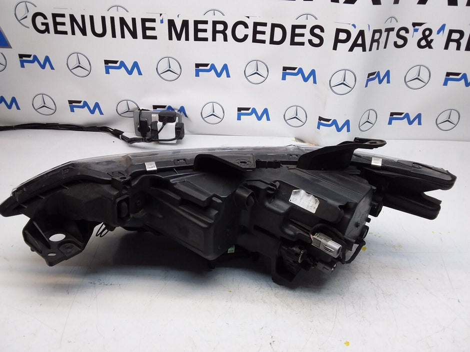 MITSUBISHI OUTLANDER MK3 2015 HEADLIGHT DRIVER SIDE RIGHT R0094N 090U FMH74