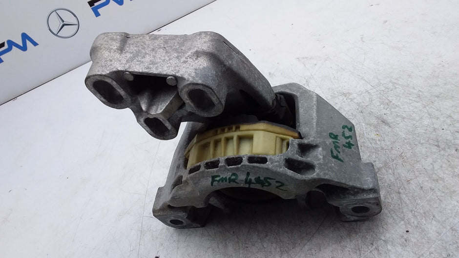 MERCEDES BENZ B-CLASS W246 LEFT ENGINE MOUNT A2462400217 FMR452