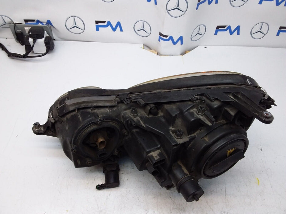 2009 MERCEDES E-CLASS W211 HEADLIGHT DRIVER O/S FMH136