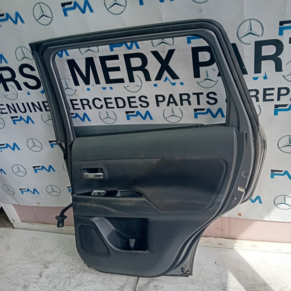MITSUBISHI OUTLANDER MK3 DRIVER SIDE REAR DOOR OSR GREY 2013 ON COMPLETE FMD178