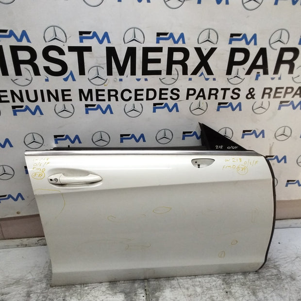 MERCEDES BENZ CLS W218  DRIVER FRONT DOOR OSF WHITE 2011-18 FMD539