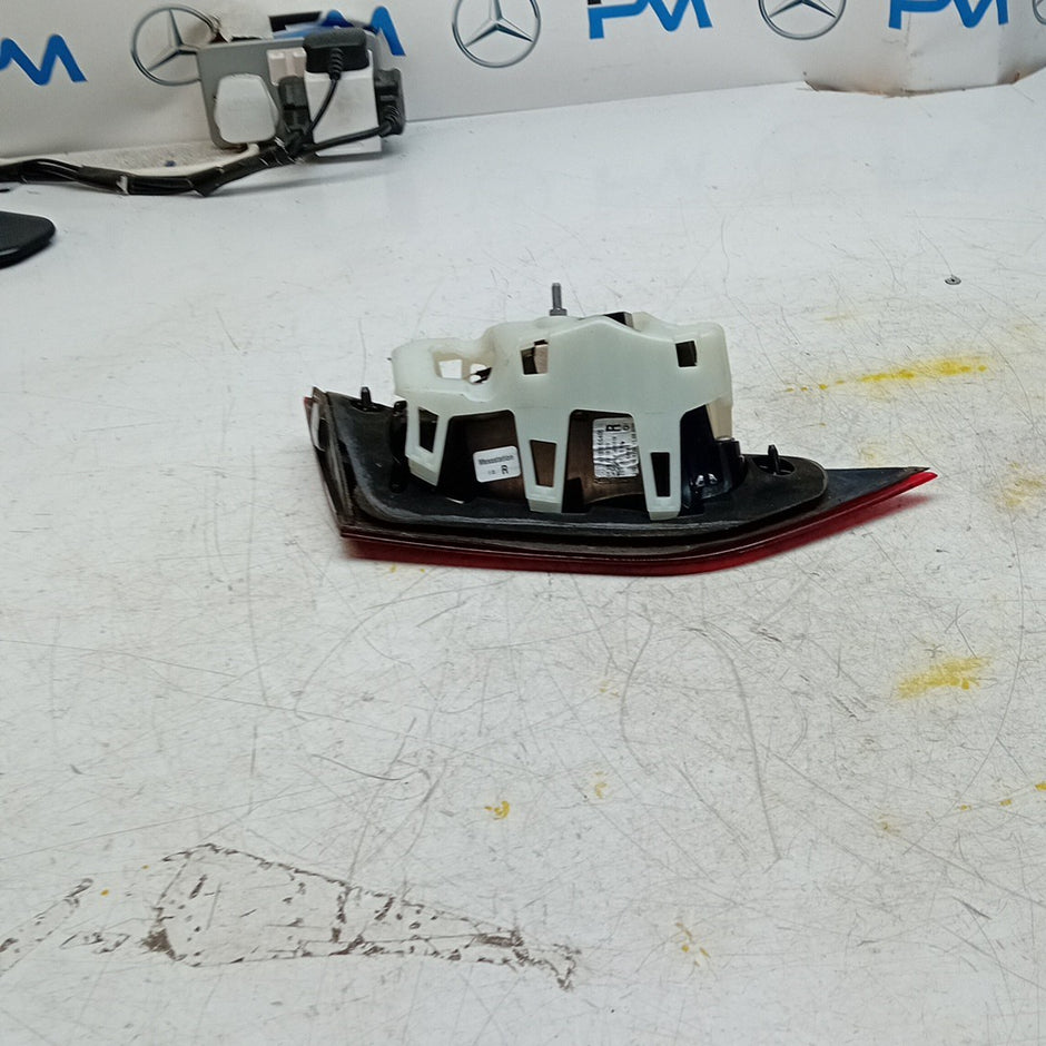 MERCEDES CLA W118 DRIVER RIGHT OS REAR INNER TAIL LIGHT A1189066400 FMT267