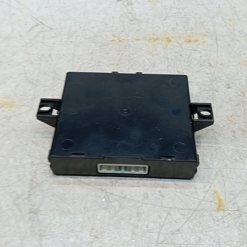 MITSUBISHI OUTLANDER 2016-2020 BLIND SPOT MONITOR SENSOR 10R-047527