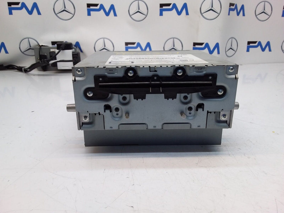 MERCEDES BENZ C CLASS W205 2017 RADIO CD  STEREO HEAD UNIT  A2059005036 FM00304