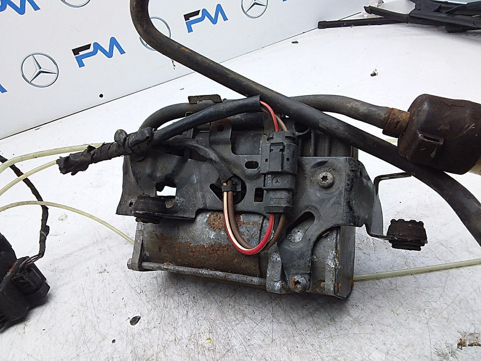 MERCEDES E-CLS W212 AIR SUSPENSION COMPRESSOR PUMP A2123200404 FMR297