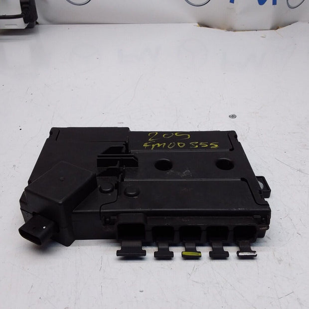 Mercedes C-Class W205 Front Inboard Fuxebox Module Unit A2055402850 FM00355