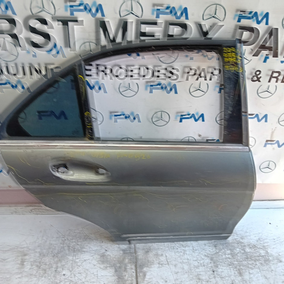 MERCEDES BENZ  BENZ C-CLASS W204 DRIVER REAR DOOR OSR 2012 GREY FMD526