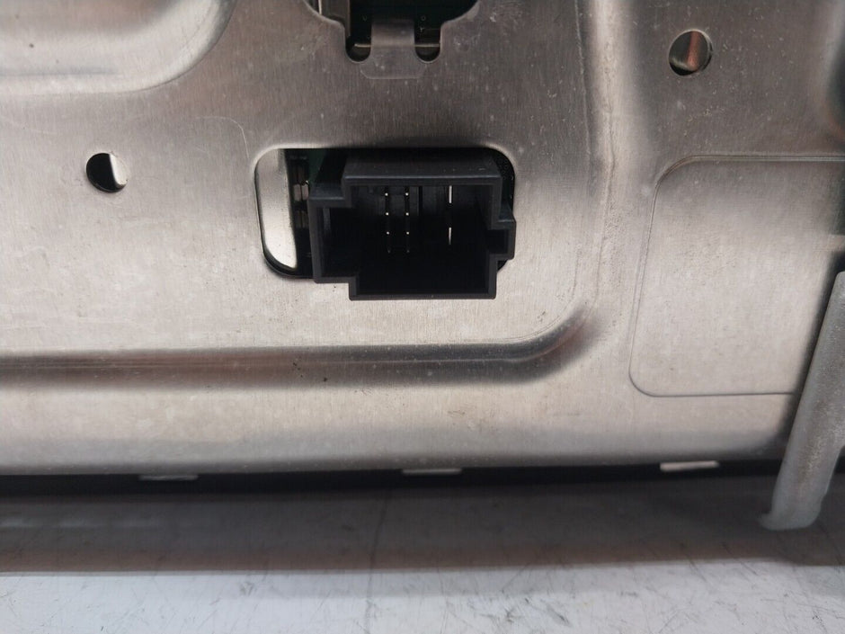MERCEDES BENZ E-CLASS W213 W238 SAT NAV SCREEN HEAD UNIT A2139006335 FM00649