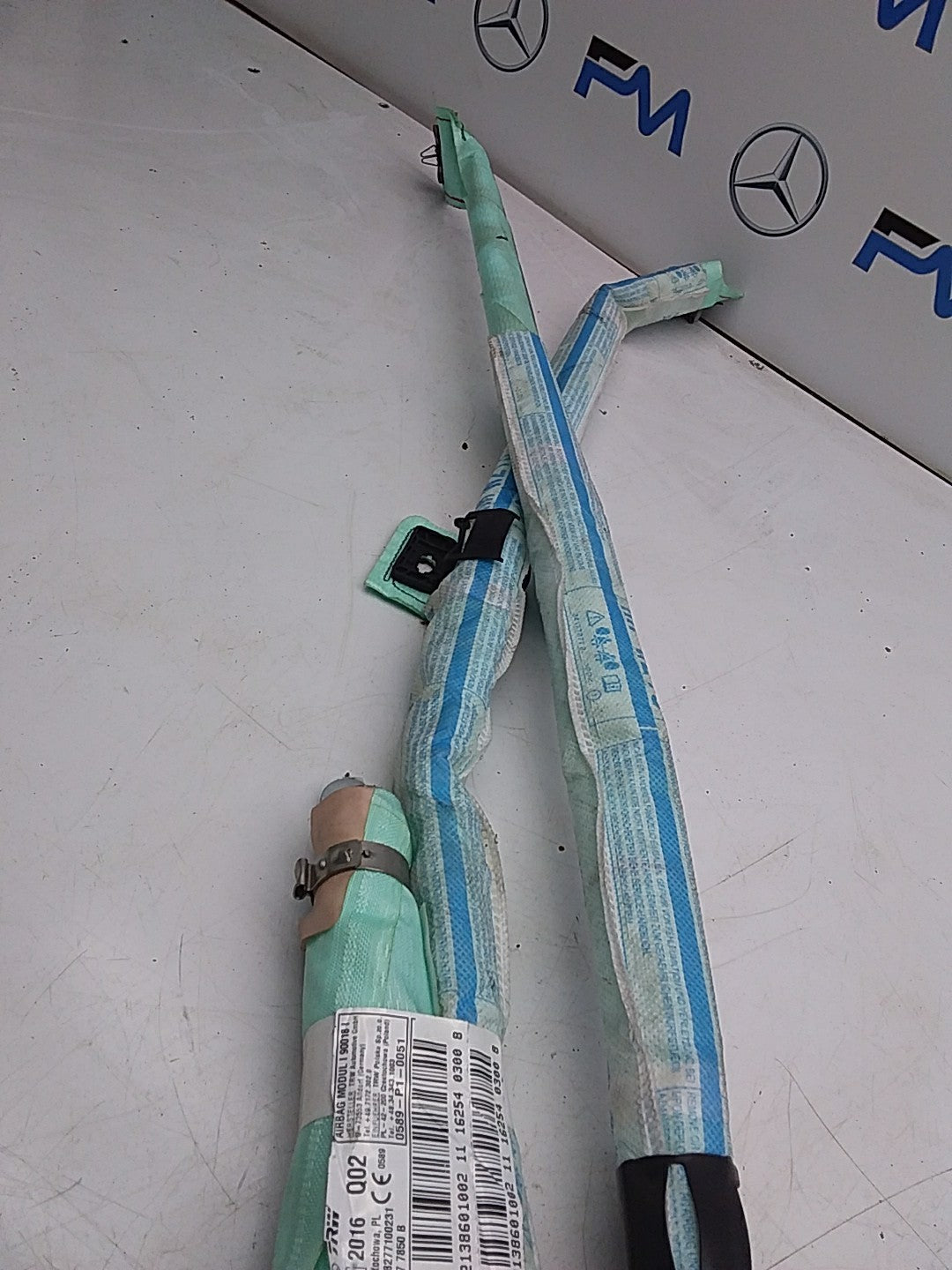 MERCEDES E-CLS W213 SLN CURTAIN ROOF AIRBAG  RIGHT DRIVERSIDE A2138601002 FMR221