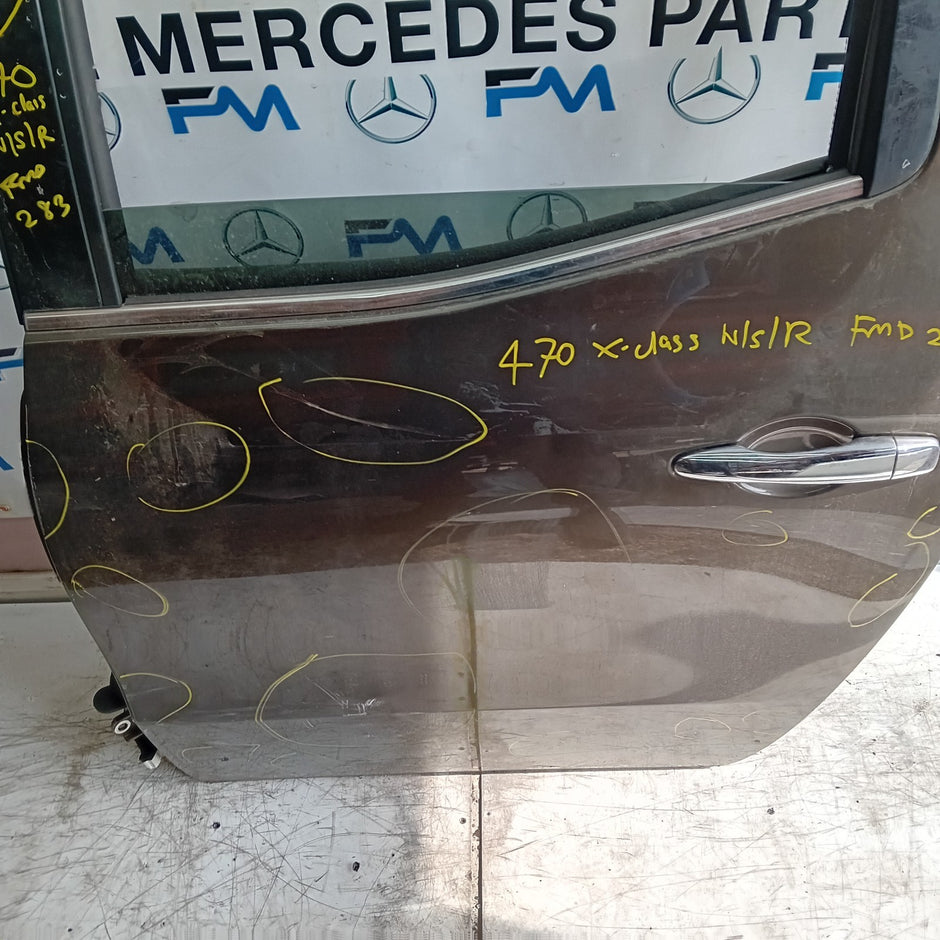 MEECEDES X-CLASS W470 PASSENGER SIDE REAR DOOR NSR 2017-20 BROWN COMPLETE FMD283