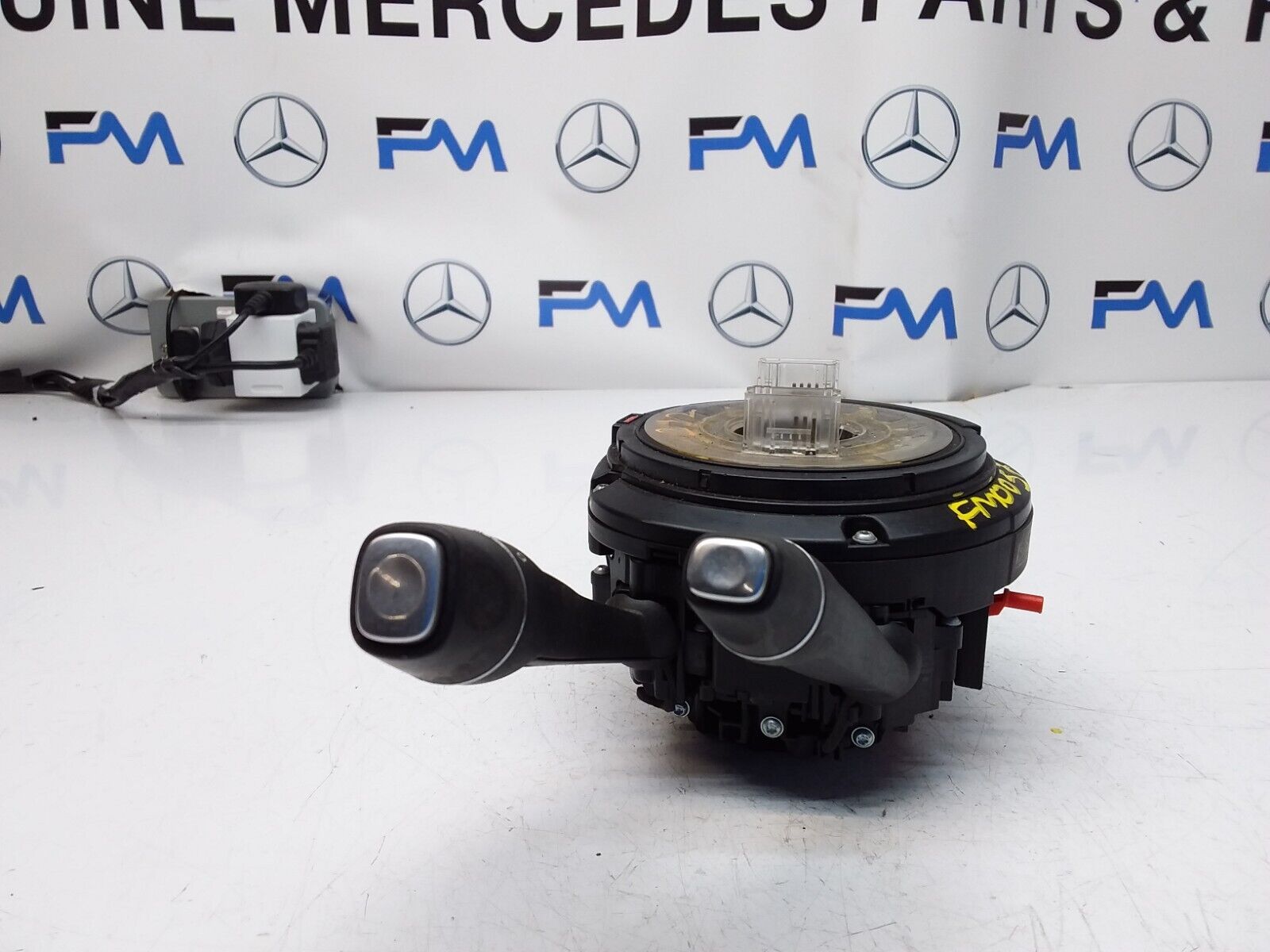 Mercedes E GLE CLASS W212 INDICATOR/WIPER GEAR SELECT + SQUIB  2014 FM00577