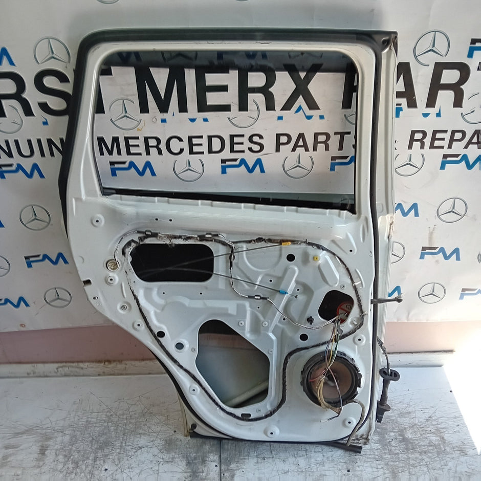 MITSUBISHI OUTLANDER MK3 PASSENGER REAR DOOR NSR 2013 WHITE FMD494