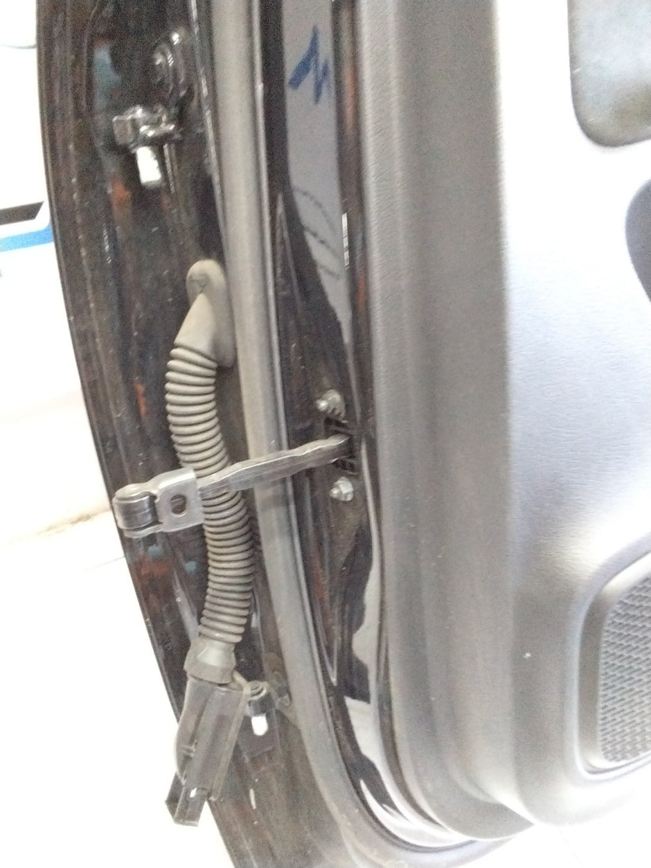 MERCEDES BENZ  A-CLASS W177 DRIVER SIDE REAR DOOR O/S/R COMPLETE BLACK FMD92
