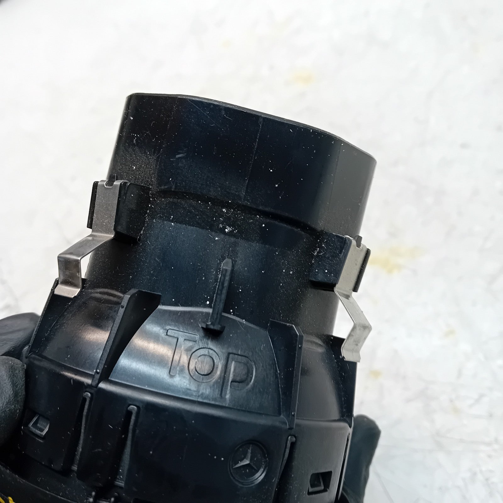 MERCEDES BENZ A-CLASS W176 DASHBOARD AIR VENT 2015 A1768300354 FM001490