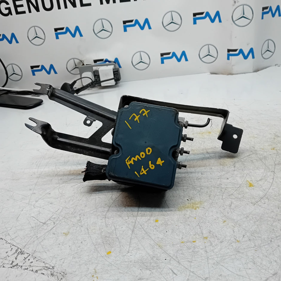 MERCEDES BENZ A-CLASS W177 ABS PUMP CONTROL MODULE UNIT A1779002403 FM001464