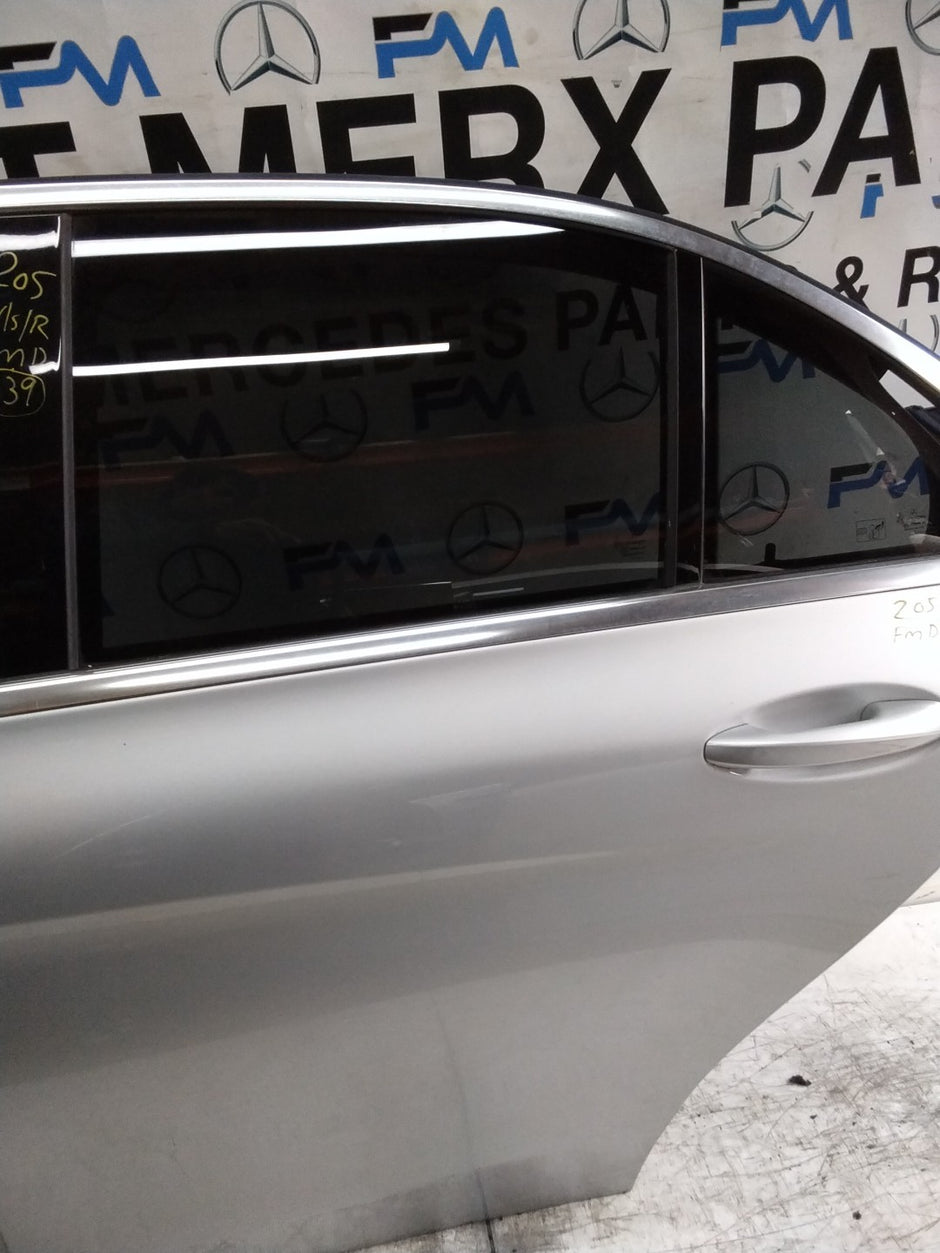 MERCEDES C-CLASS W205 SLN PASSENGER REAR DOOR NSR SILVER 2014 ON COMPLETE FMD339