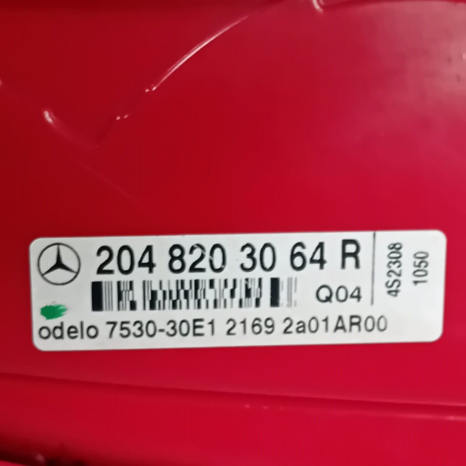 MERCEDES C CLASS SPORT W204 O/S DRIVER RIGHT REAR TAIL LIGHT 2007-11 2048203064R