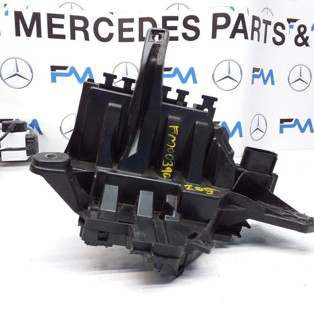 Mercedes C-CLASS W205 Fuse Relay Junction Box A2055402350 FM00390