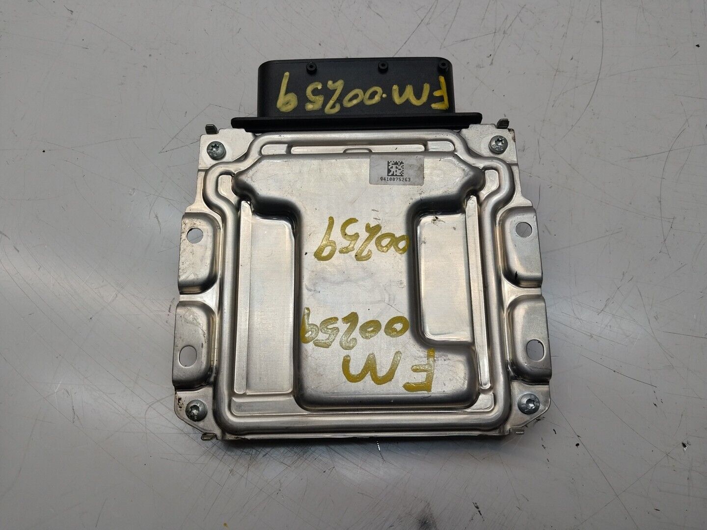 MERCEDES CLASS W205 GLC S CLASS ADBLUE CONTROL MODULE UNIT A0009003313FM00259