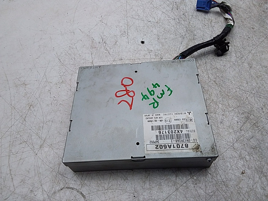 MITSUBISHI OUTLANDER ANTENNA ARIEL AMPLIFIER MODULE 8701A602 FMR494