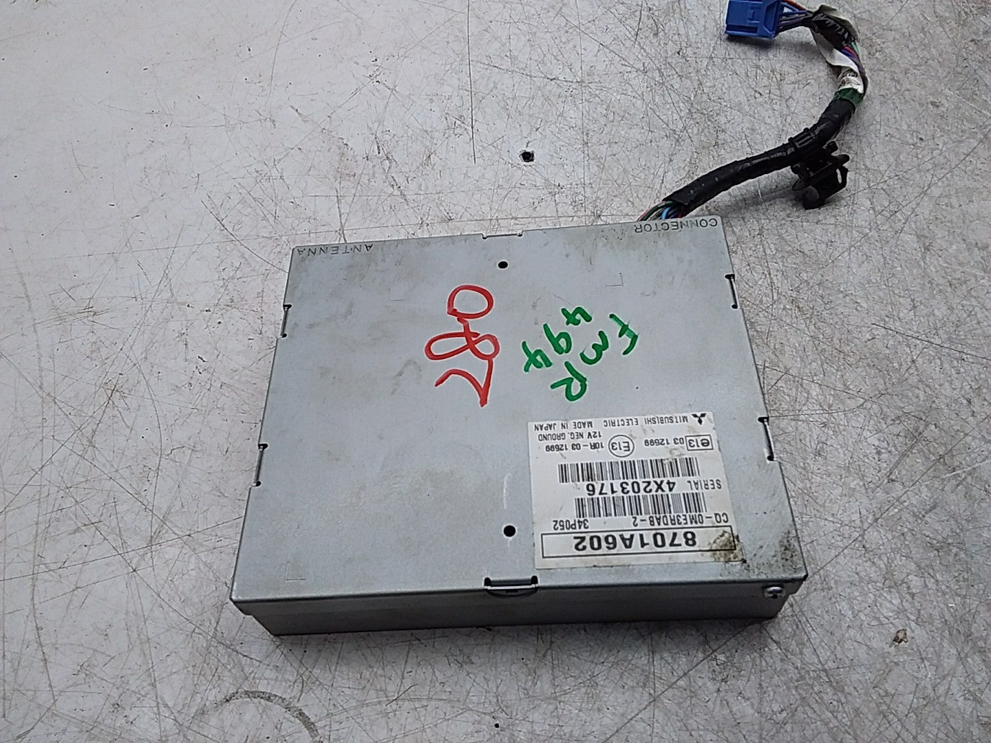 MITSUBISHI OUTLANDER ANTENNA ARIEL AMPLIFIER MODULE 8701A602 FMR494