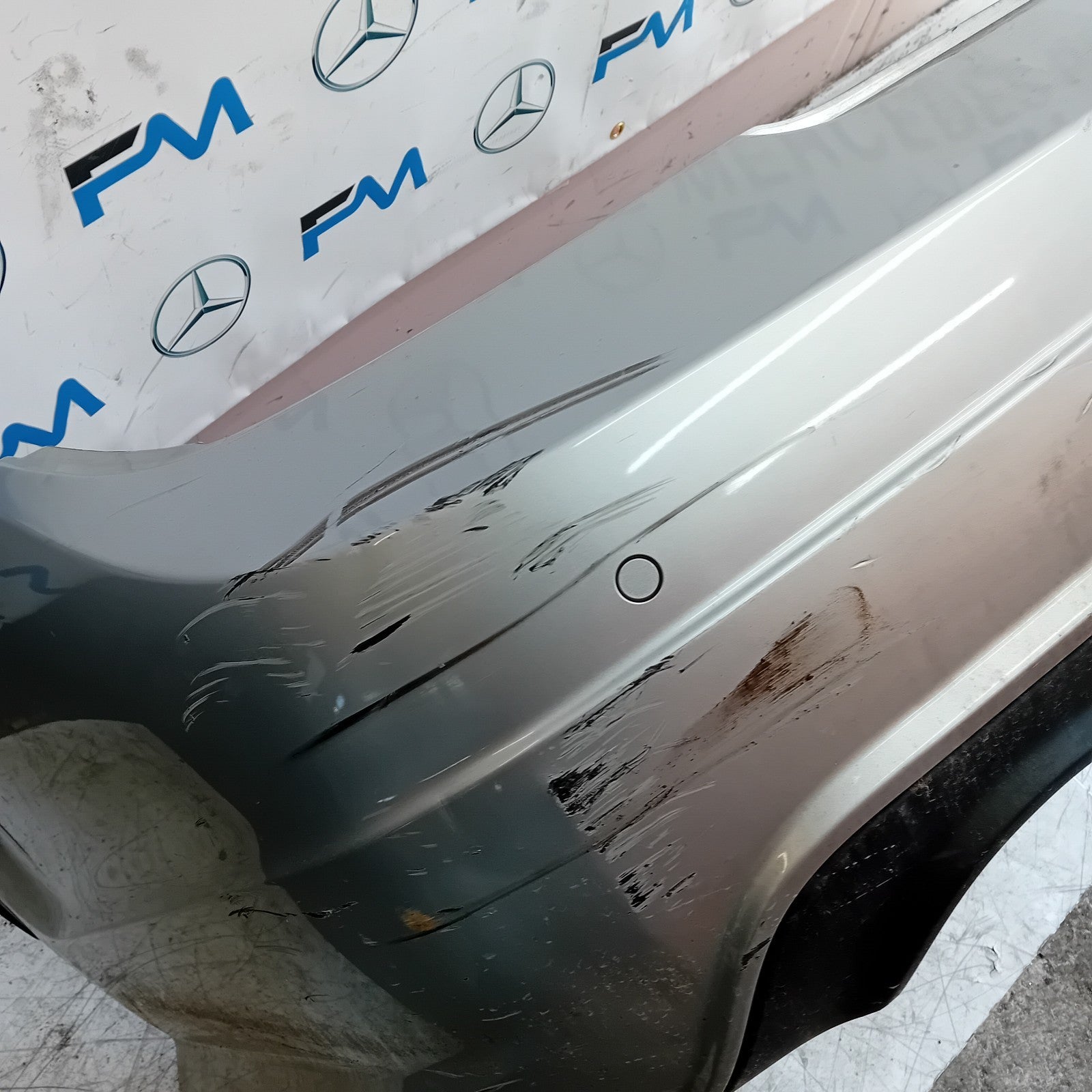 MERCEDES BENZ C-CLASS W204 REAR BUMPER A2048809042 2018 WHITE  FMX168