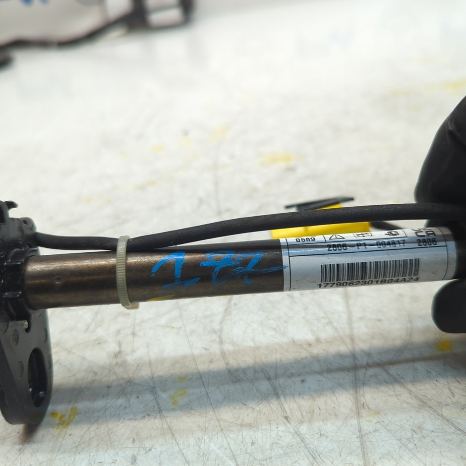 MERCEDES A CLASS W177 BONNET PEDESTRIAN ACTUATOR A1779062301 2017 FM001435