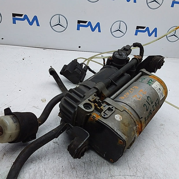 MERCEDES E-CLS W212 AIR SUSPENSION COMPRESSOR PUMP A2123200404 FMR297
