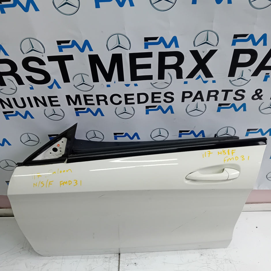 MERCEDES BENZ CLA W117 PASSENGER  FRONT DOOR N/S/F COMPLETE WHITE 2013-18 FMD31