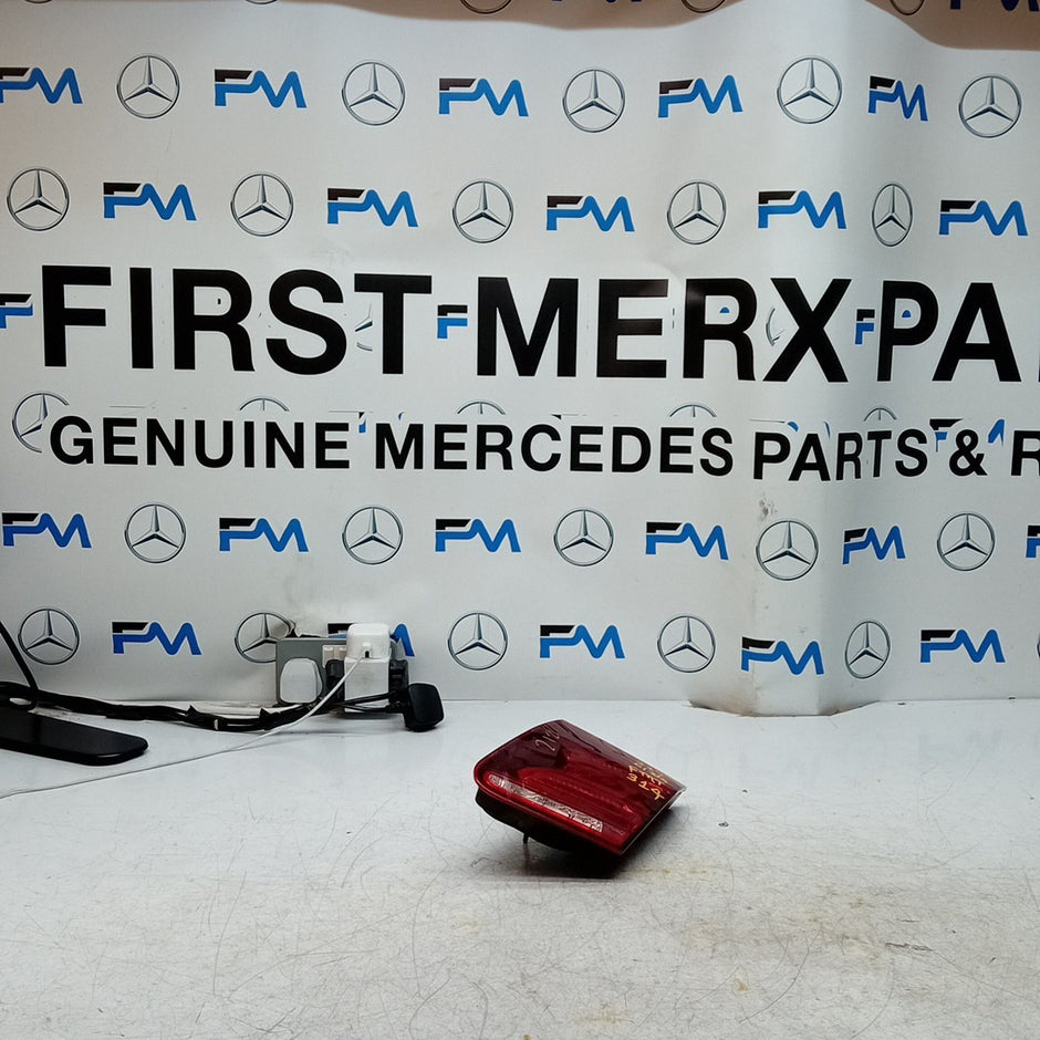 MERCEDES E-CLASS W212 DRIVER  INNER SIDE RIGHT REAR TAIL LIGHT 2014 FMT314