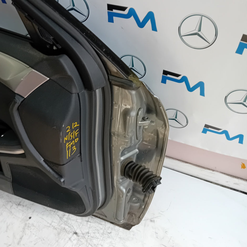 MERCEDES BENZ  E-CLASS W212 PASSENGE SIDE FRONT DOOR N/S/F COMPLETE GREY FMD113