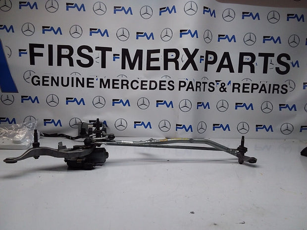 MERCEDES E-CLASS 2018 W213 A2138207402 FRONT WIPER MOTOR  FM00187