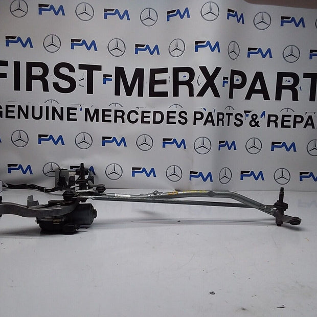 MERCEDES E-CLASS 2018 W213 A2138207402 FRONT WIPER MOTOR  FM00187