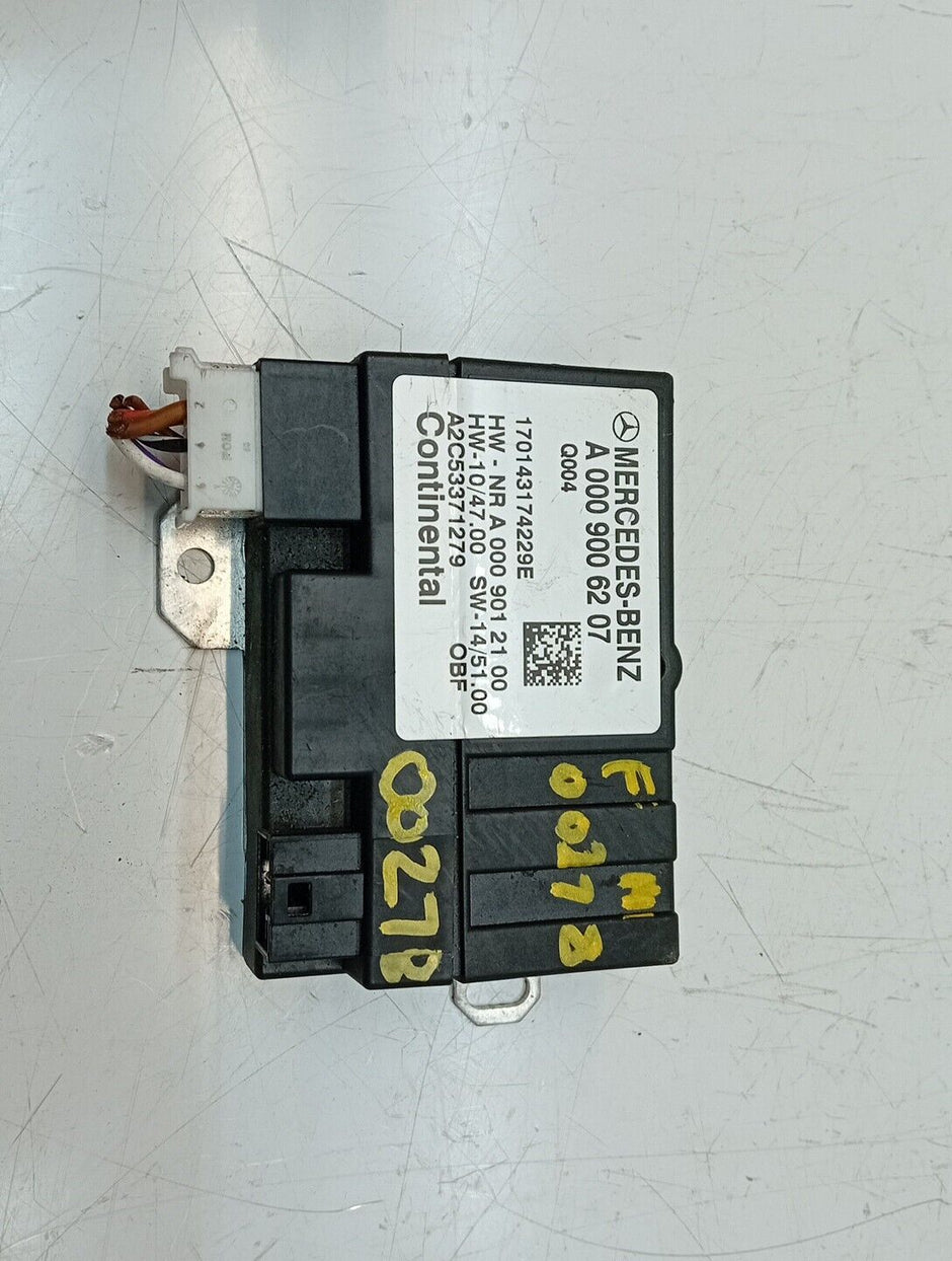 Mercedes  A B E W176 W212 W246 Fuel Pump Module Control Unit A0009006207 FM00278