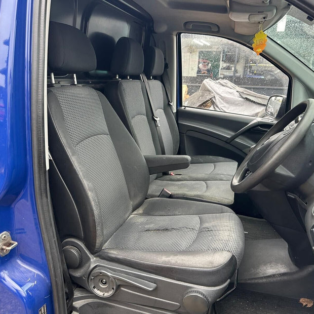 MERCEDES VITO W639 FACELIFT / AIR BAGS ( STEERING WHEEL, KNEE, ROOF )