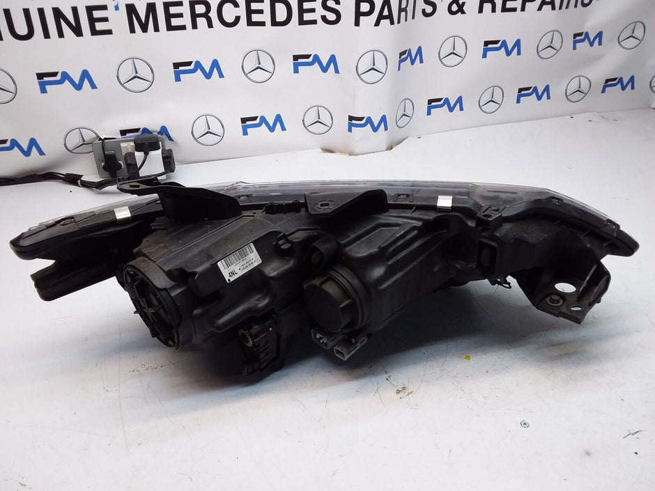MITSUBISHI OUTLANDER MK3 2015 HEADLIGHT PASSENGER SIDE LEFT L0094N 08V2 FMH65