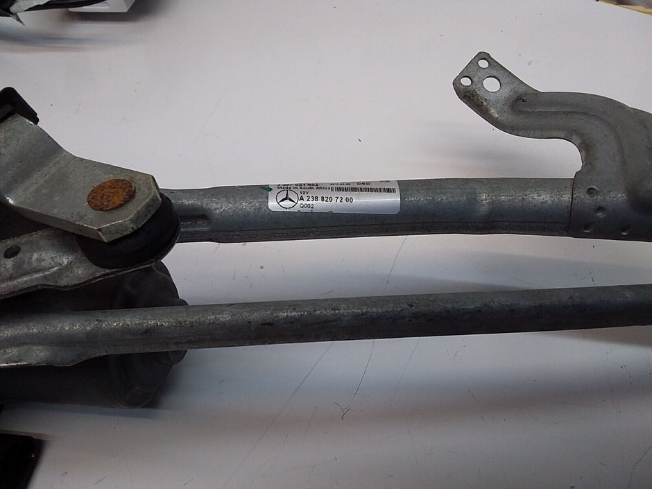 MERCEDES E-CLASS C238 2014-2018 FRONT WIPER MOTOR AND LINKAGE A2388207200FM00196