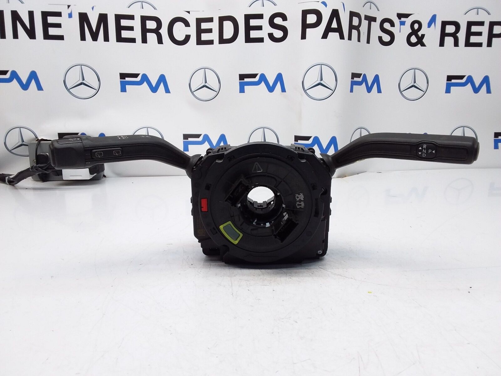 Mercedes  A-CLASS W177 INDICATOR/WIPER GEAR SELECT + SQUIB 10139371 2019 FM00533