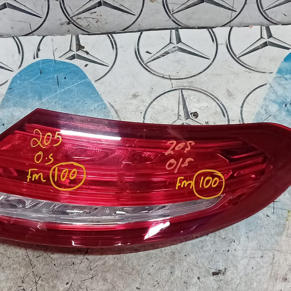 MERCEDES C CLASS COUPE DRIVER SIDE OUTER TAILLIGHT 2015-18 A2059066400